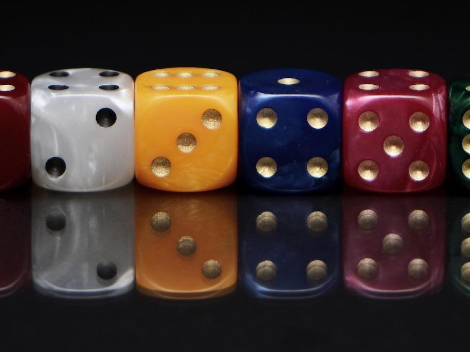 dice-2031511